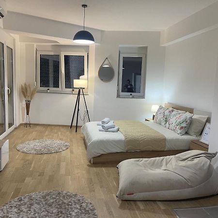 R&B Apartment City Center โอครีด ภายนอก รูปภาพ