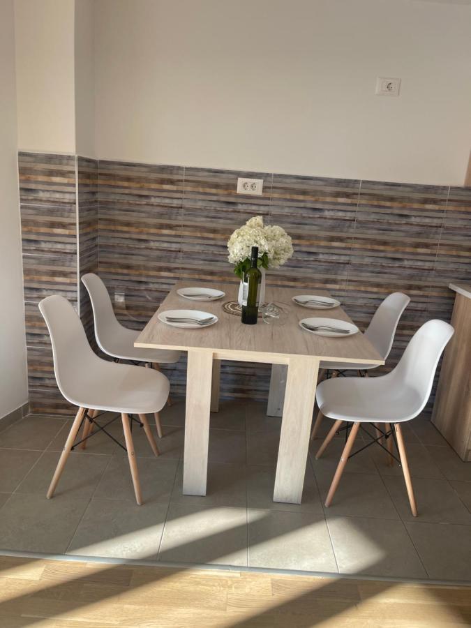 R&B Apartment City Center โอครีด ภายนอก รูปภาพ