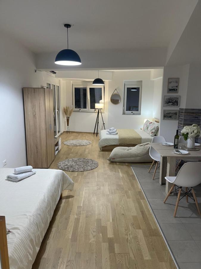 R&B Apartment City Center โอครีด ภายนอก รูปภาพ